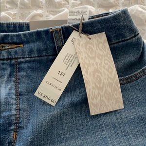 Chico’s jeans never worn